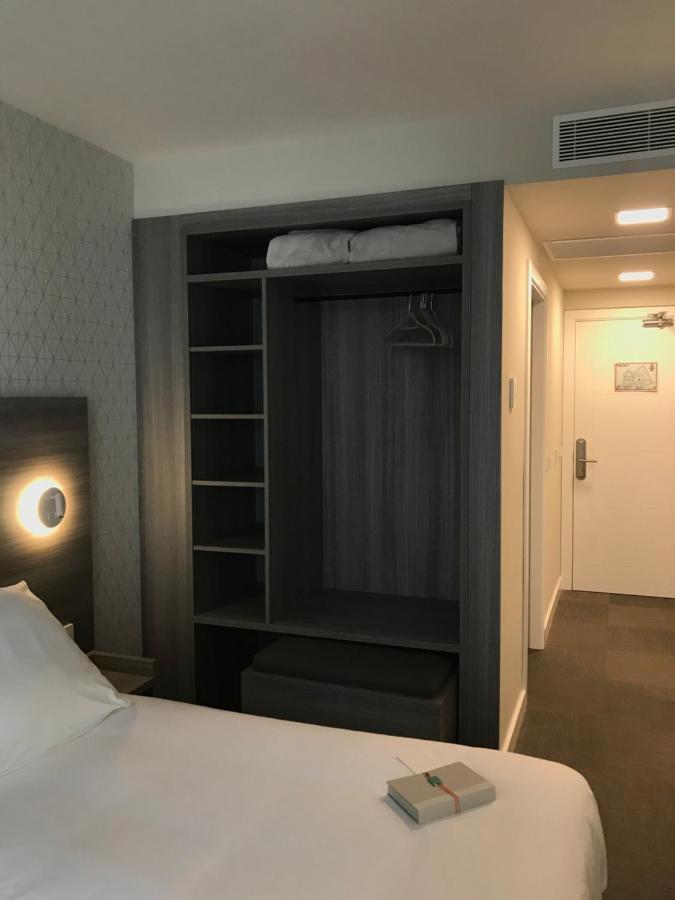 בטאנסוס Hostal Portico מראה חיצוני תמונה