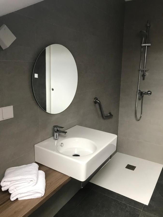 בטאנסוס Hostal Portico מראה חיצוני תמונה