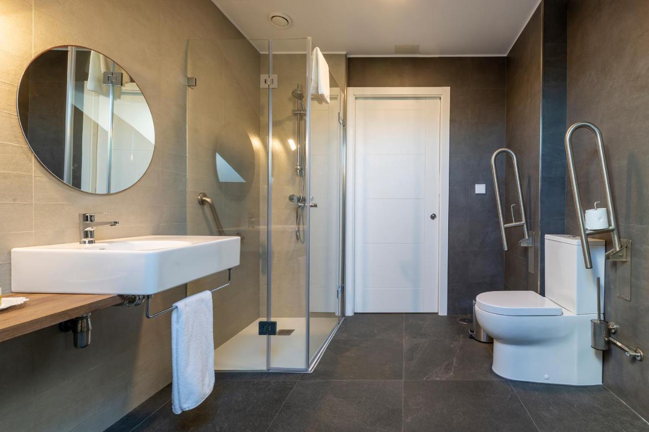 בטאנסוס Hostal Portico מראה חיצוני תמונה